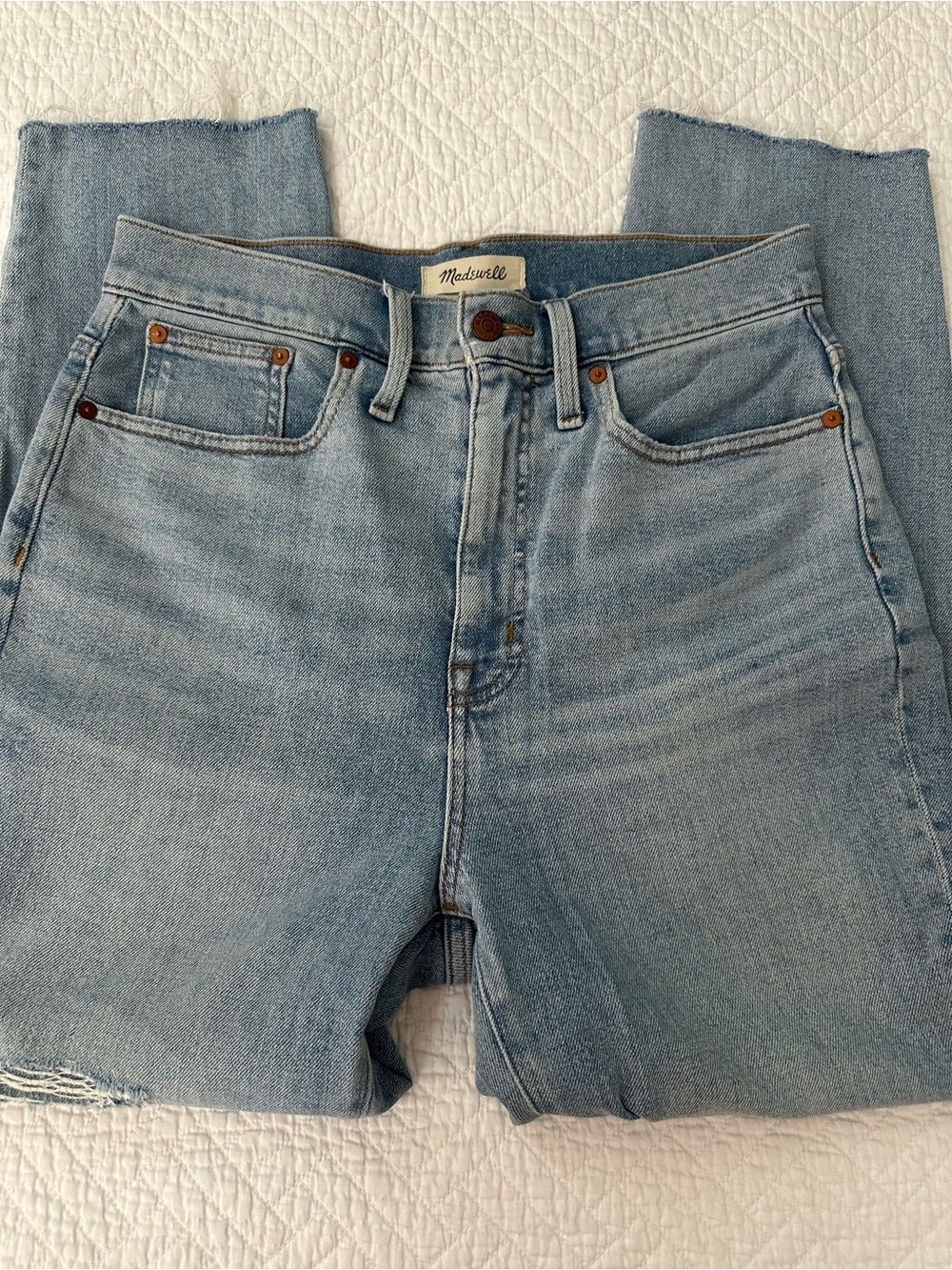 Madewell Womens Distressed High-Rise Raw Hem Mom Jean Size 28 Light Wash